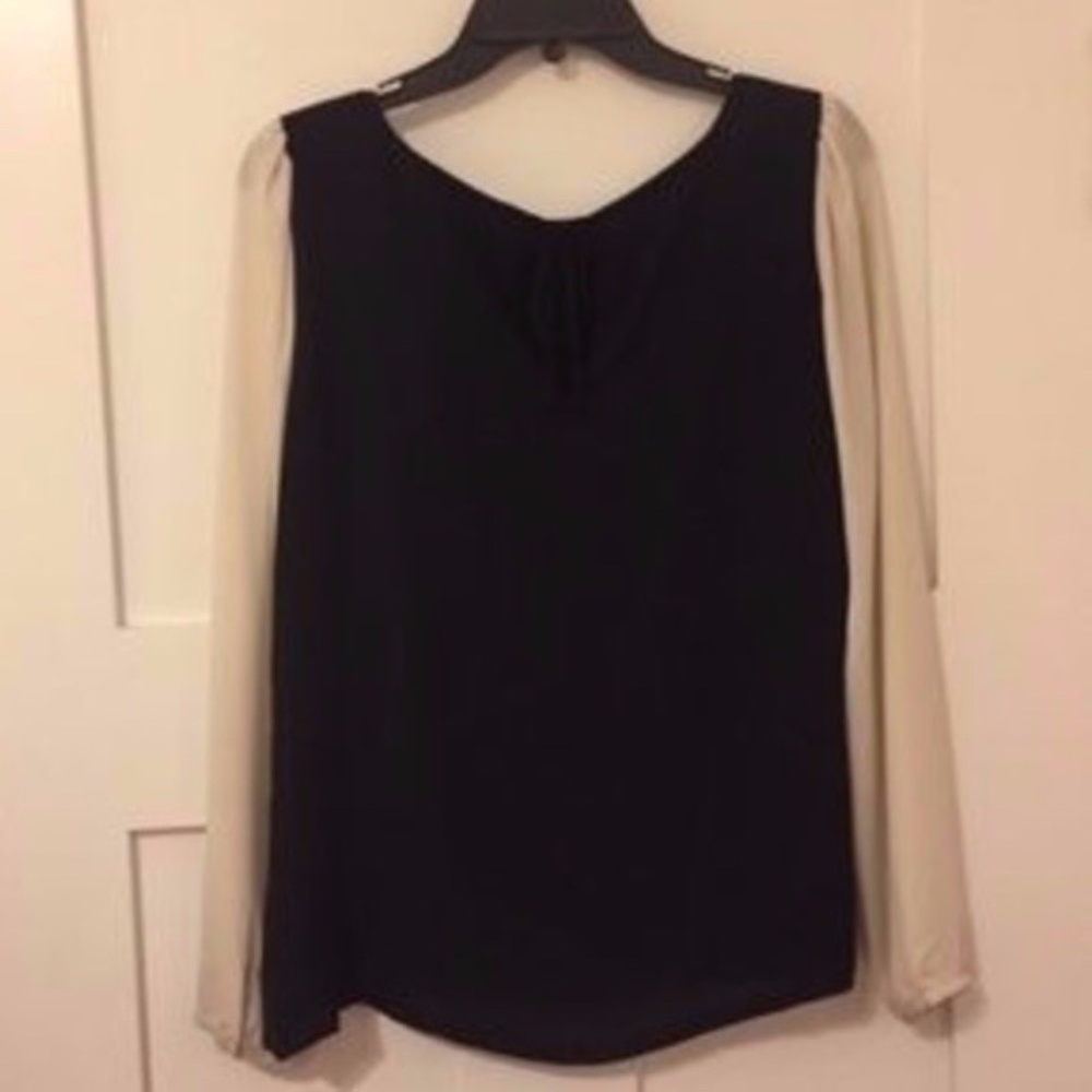 Ann Taylor LOFT Black & White Long Sleeve Blouse